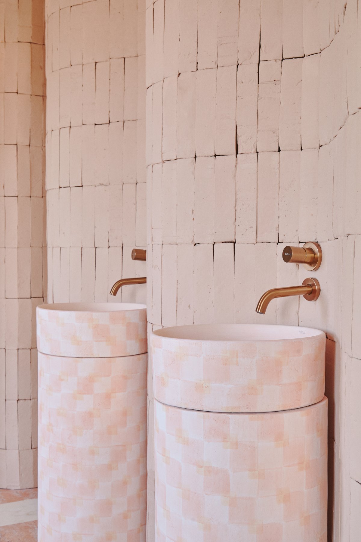 YinjiSpace - Patricia Bustos Studio x Casa Decor Tacto Sereno